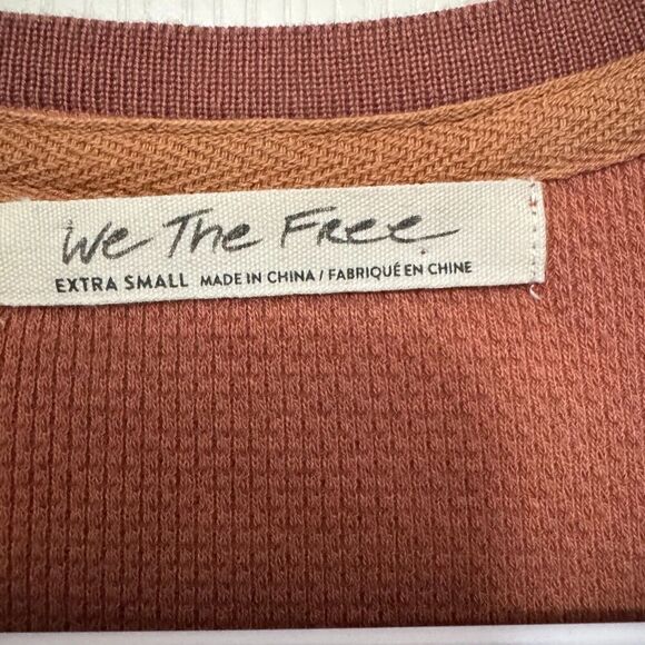 Free People Mikah Notch Neck Top Thermal Fair Isle Sleeves Autumn Combo XS NWT‎ - Picture 6 of 11